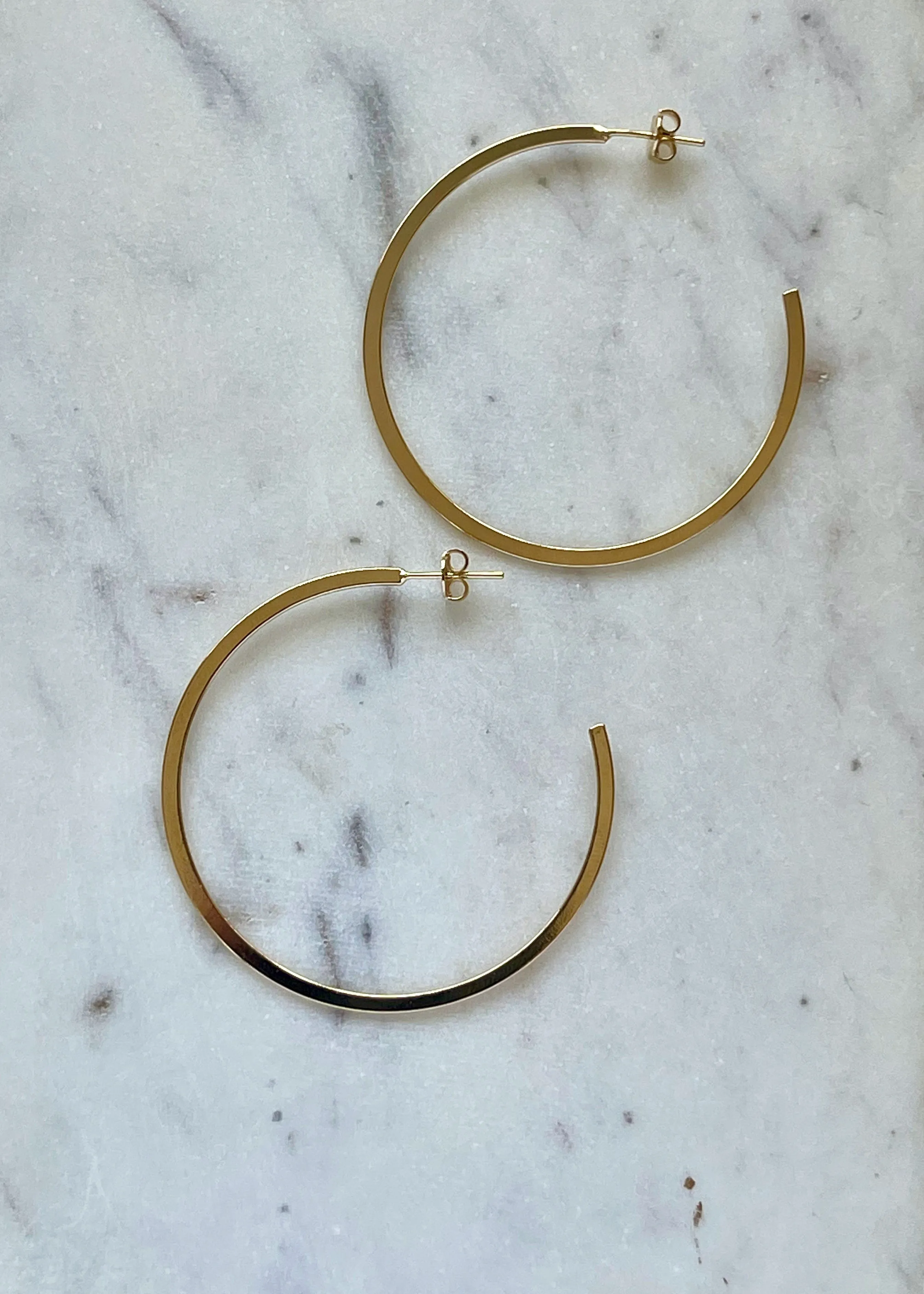 Lind Hoop Earrings