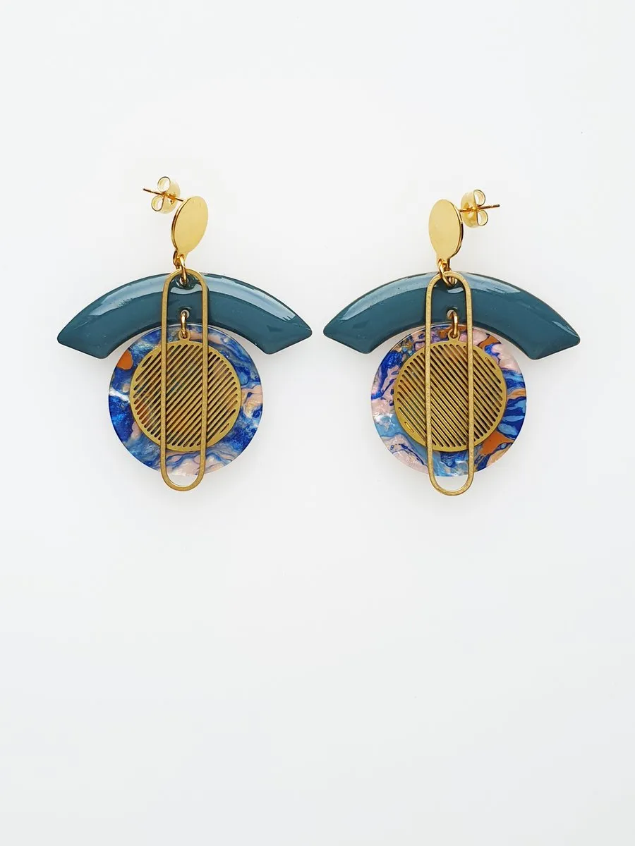 Middlechild Voyage Earring