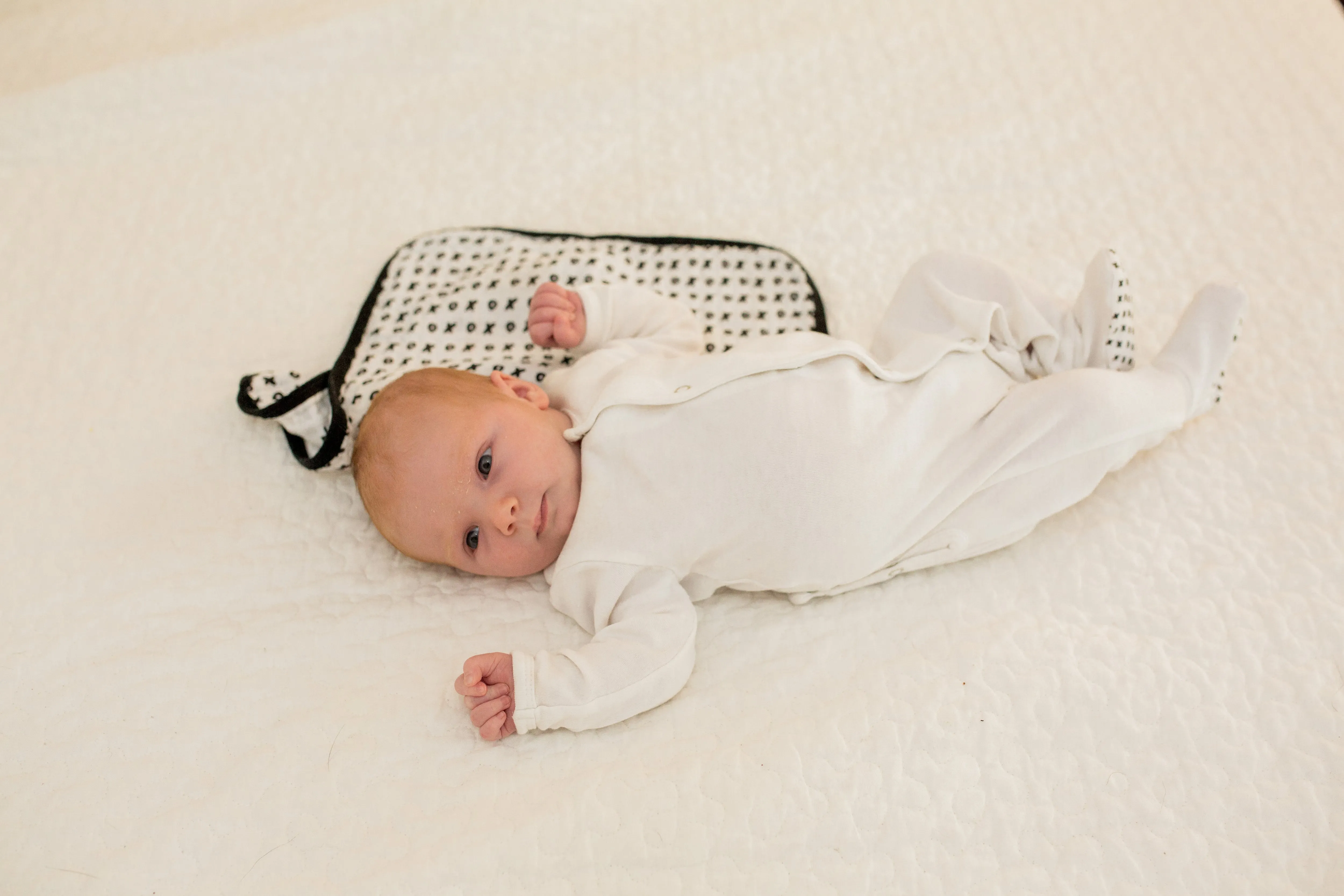 Organic Burp Cloth -  REVERSIBLE Swiss Cross + XO