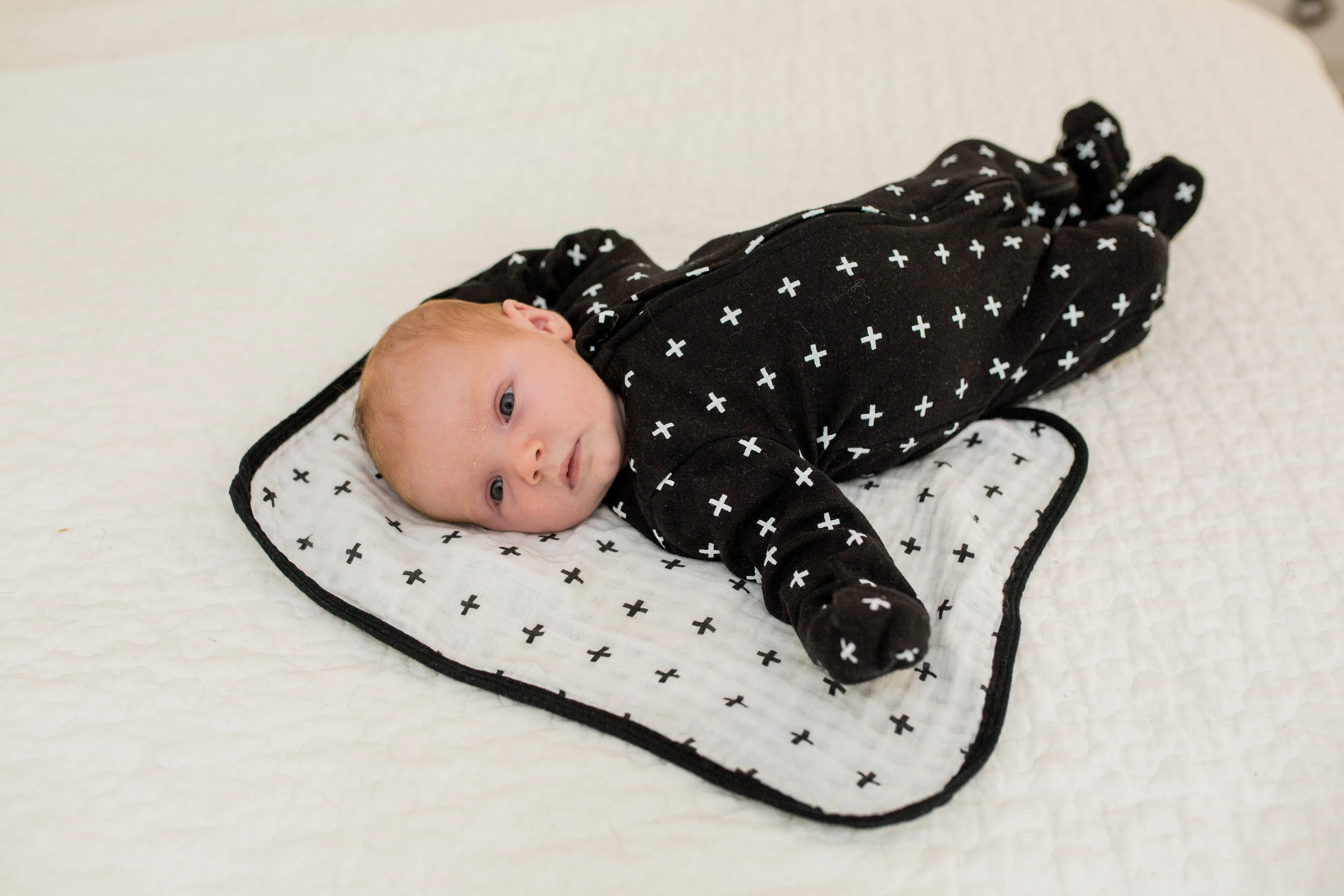 Organic Burp Cloth -  REVERSIBLE Swiss Cross + XO