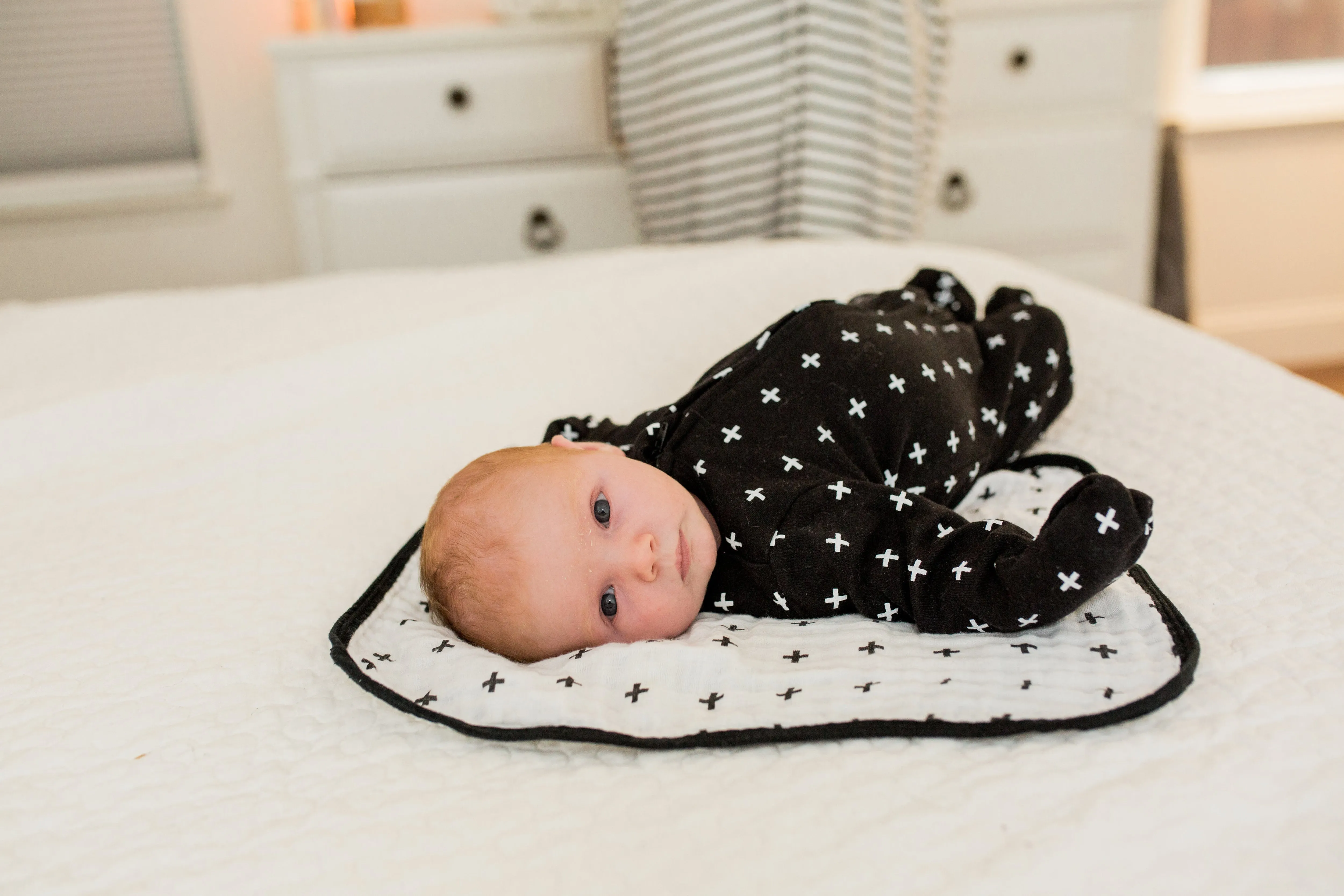 Organic Burp Cloth -  REVERSIBLE Swiss Cross + XO