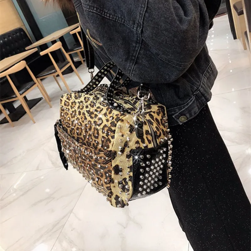 Women's Luxury Fashion Portable Rivet Diamonds Shoulder Handbag