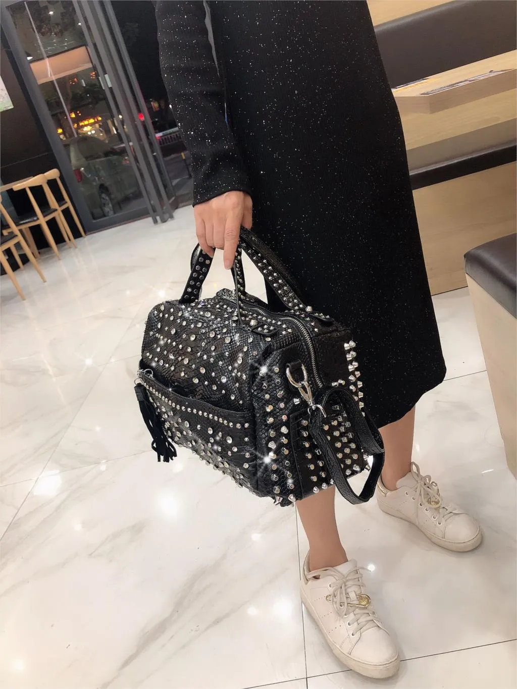 Women's Luxury Fashion Portable Rivet Diamonds Shoulder Handbag